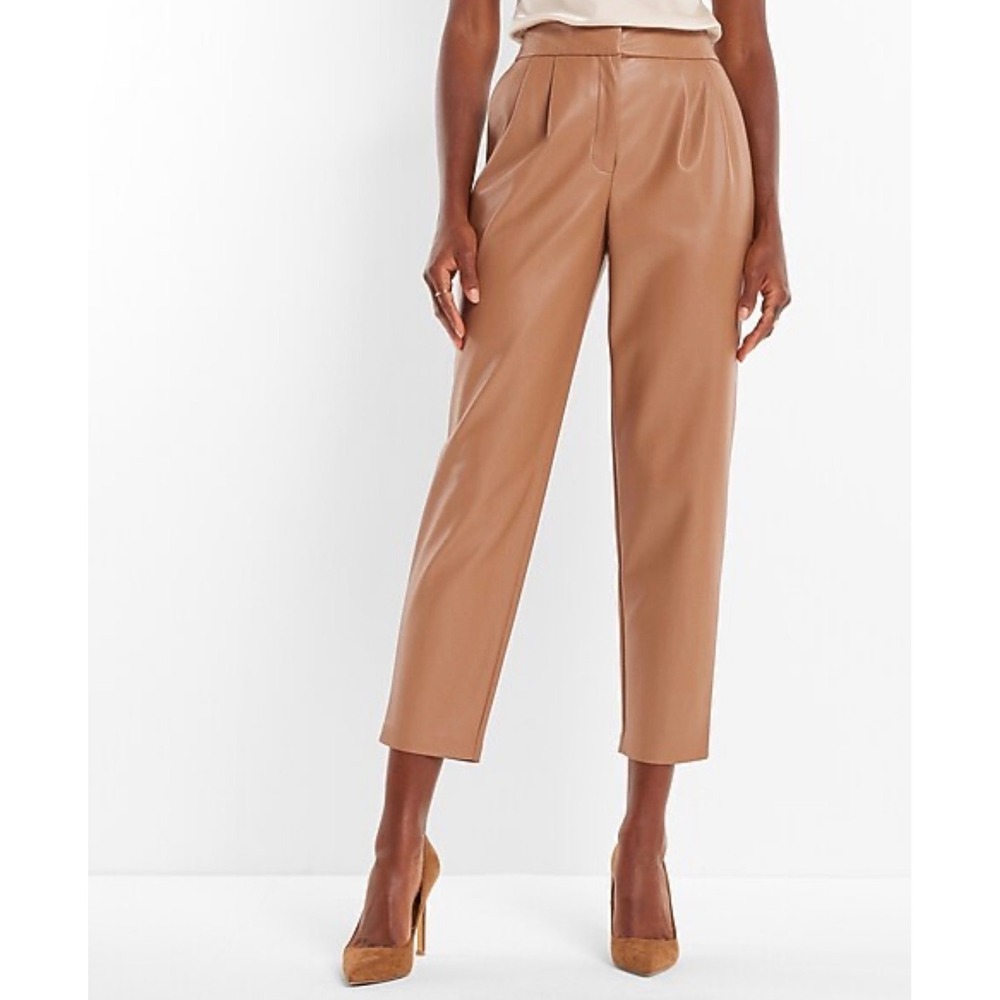 Express Womens Vegan Leather Pleated Tapered Ankle Pants Camel Tan Brown‎ Size M